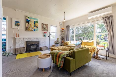 Photo of property in 5 Limbrick Street, Waipawa, 4210