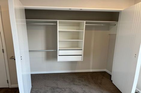 Photo of property in 6/58 Te Atatu Road, Te Atatu South, Auckland, 0610