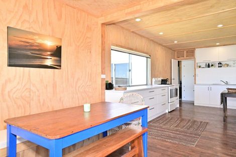 Photo of property in 177 Mahia East Coast Road, Mahia, 4198