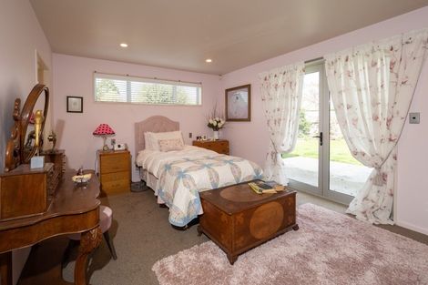 Photo of property in 16 Country Place, Allenton, Ashburton, 7700