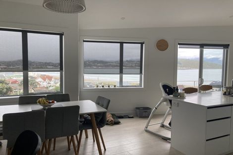 Photo of property in 216d Sutherland Road, Lyall Bay, Wellington, 6022