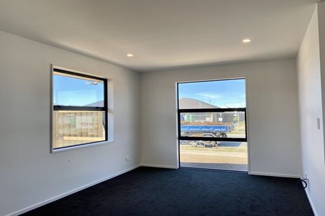 Photo of property in 37 Dynes Road, Rolleston, 7615