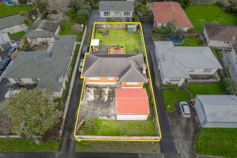 Photo of property in 1/5 Hill Crescent, Papakura, 2110