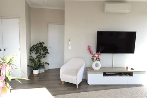 Photo of property in 3/22 Kerewhenua Crescent, 0616