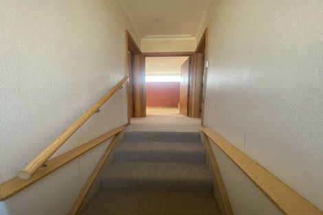 Photo of property in 107 Macandrew Road, South Dunedin, Dunedin, 9012