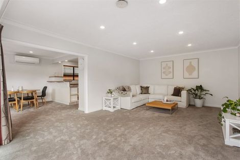 Photo of property in 12 Gleneagles Terrace, Ilam, Christchurch, 8053