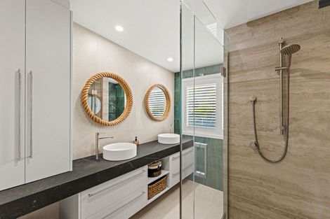 Photo of property in 1 Glandovey Road, Fendalton, Christchurch, 8052