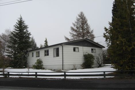 Photo of property in 35 Simons Street, Twizel, 7901