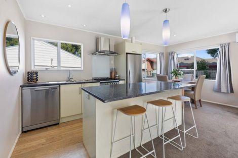 Photo of property in 48 Zealandia Road, Manly, Whangaparaoa, 0930
