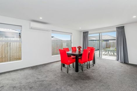 Photo of property in 17 Lewis Crescent, Rolleston, 7614