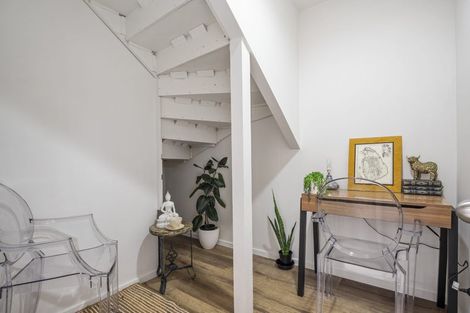 Photo of property in 32 Secoia Crescent, Mangere, Auckland, 2022