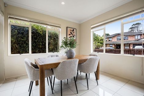 Photo of property in 23 South Kensington Way, Henderson, Auckland, 0612