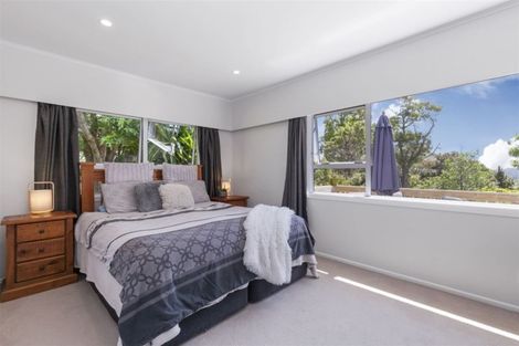 Photo of property in 41 Valley View Road, Glenfield, Auckland, 0629