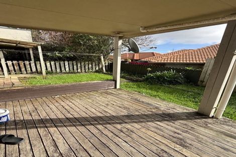 Photo of property in 14 Arrowsmith Drive, Clover Park, Auckland, 2019