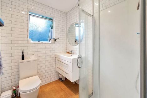 Photo of property in 43 Keegan Drive, Massey, Auckland, 0614