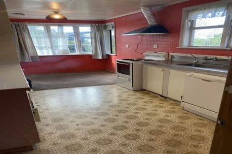 Photo of property in 21 Roberts Street, Tawa, Wellington, 5028