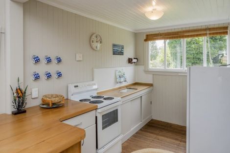 Photo of property in 10 Manly Street, Paraparaumu Beach, Paraparaumu, 5032