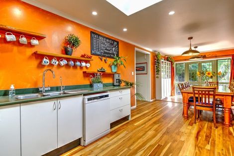 Photo of property in 33 Resthill Crescent, Glenview, Hamilton, 3206