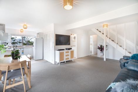 Photo of property in 1/24 Cambrian Street, Churton Park, Wellington, 6037