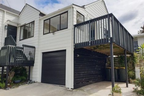 Photo of property in 14 Packham Place, Beach Haven, Auckland, 0626