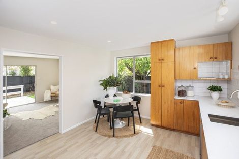 Photo of property in 2/21a Quinns Road, Shirley, Christchurch, 8013