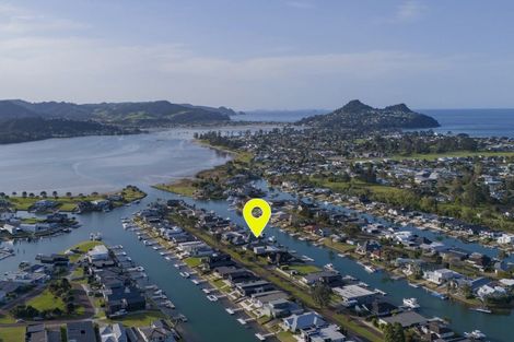 Photo of property in 124 Motu Grande, Pauanui, Hikuai, 3579