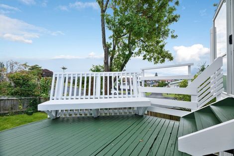 Photo of property in 1/1 Flagstaff Place, Massey, Auckland, 0614