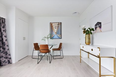 Photo of property in 1/1 Flagstaff Place, Massey, Auckland, 0614
