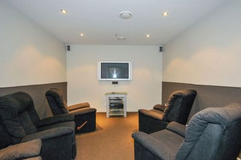 Photo of property in Montreaux Apartments, 1i/164 The Terrace, Wellington Central, Wellington, 6011