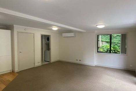 Photo of property in 9 Nottingham Place, Northcross, Auckland, 0630