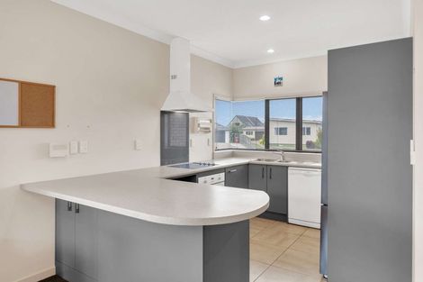 Photo of property in 17 Sherwood Place, Springvale, Whanganui, 4501