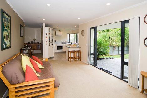 Photo of property in 20 Excelsa Place, Albany, Auckland, 0632