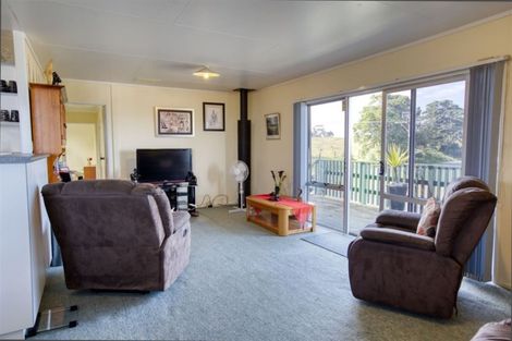 Photo of property in 2 Ngaparaoa Drive, Maketu, 3189