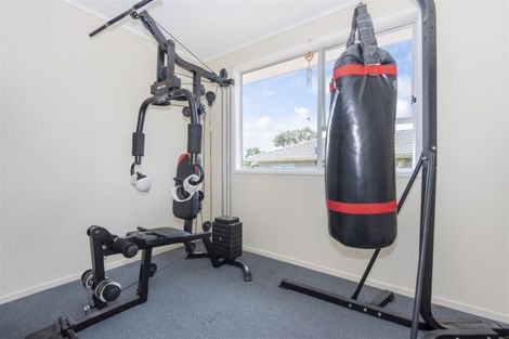 Photo of property in 1/15 Seabar Place, Glen Eden, Auckland, 0602