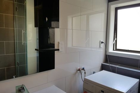 Photo of property in 1/7 Northwick Place, Hillcrest, Auckland, 0627