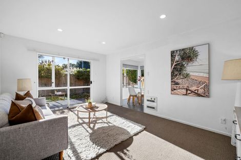 Photo of property in 14a Murfitt Place, Sockburn, Christchurch, 8042