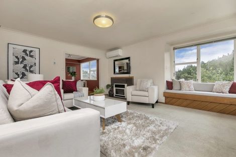 Photo of property in 96 Eskdale Road, Birkdale, Auckland, 0626