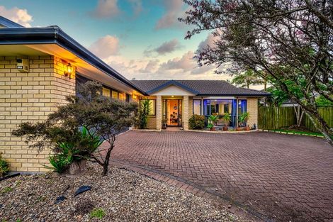 Photo of property in 20 Gransna Lane, East Tamaki, Auckland, 2013