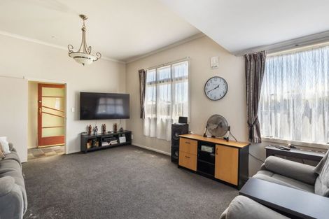 Photo of property in 9 Parris Street, Moturoa, New Plymouth, 4310