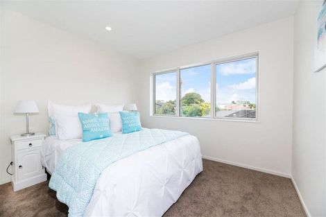 Photo of property in 14a Coniston Avenue, Te Atatu South, Auckland, 0610