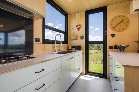 Photo of property in 115 Matahui Road, Aongatete, 3181