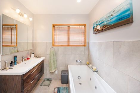 Photo of property in 34 Wellesley Street, Feilding, 4702