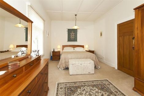 Photo of property in 10 Garden Terrace, Devonport, Auckland, 0624