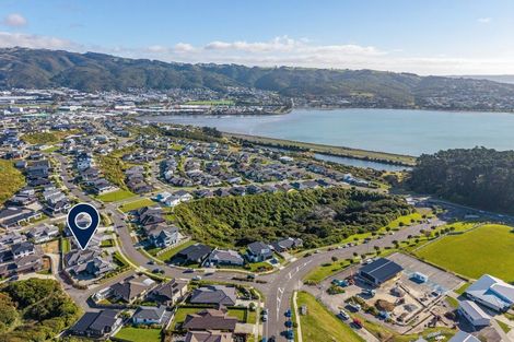 Photo of property in 17 Waitaria Terrace, Aotea, Porirua, 5024