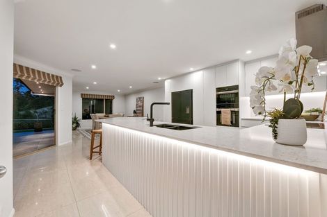 Photo of property in 377 Frankley Road, Ferndale, New Plymouth, 4310