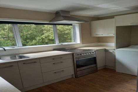 Photo of property in 22 Hammond Avenue, Hatfields Beach, Orewa, 0931