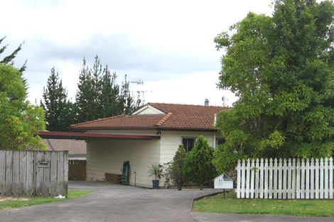 Photo of property in 11 Glenbury Place, Massey, Auckland, 0614