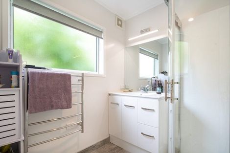 Photo of property in 812 Inland Road, Helensville, 0875