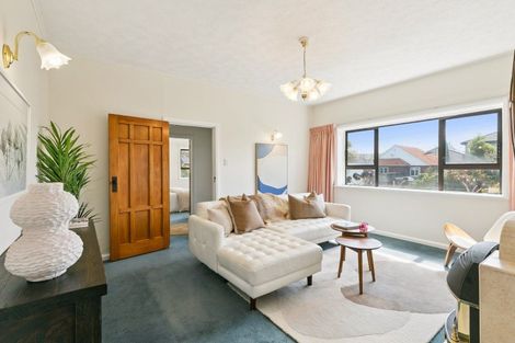 Photo of property in 26 The Quadrant, Miramar, Wellington, 6022