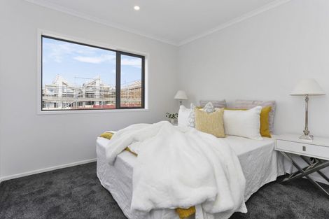 Photo of property in 27 Bristol Freighter Road, Hobsonville, 0616